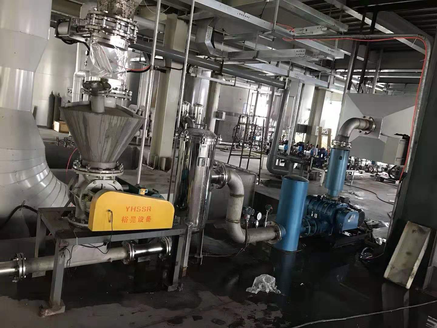 塑料顆粒輸送現(xiàn)場